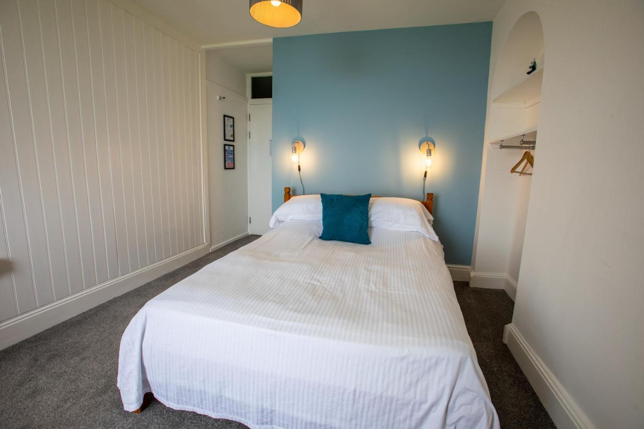 Oa Surf Club Bed & Breakfast Bude Eksteriør bilde